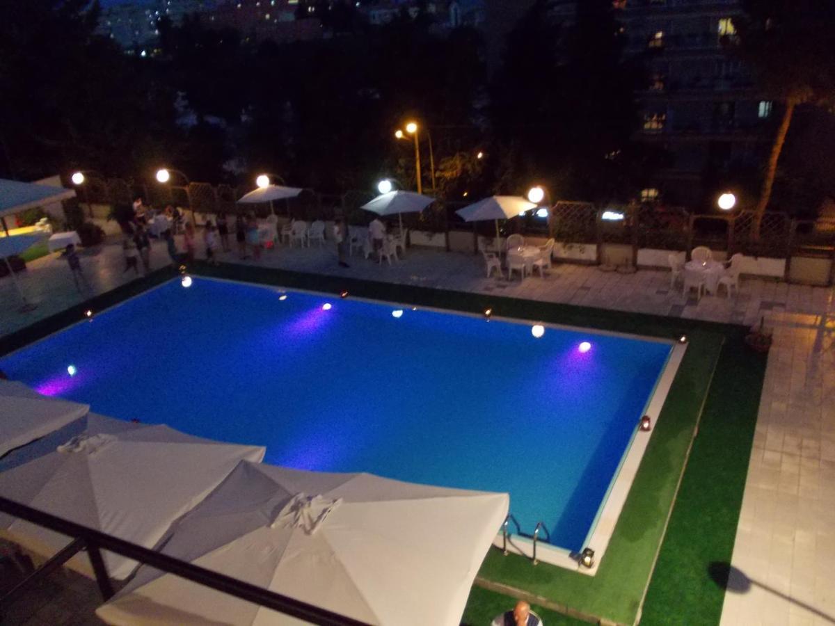 Hotel Du Parc อาตริ ภายนอก รูปภาพ