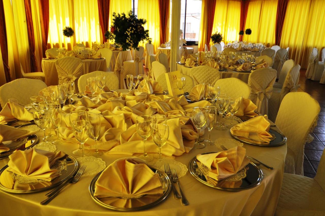 Hotel Du Parc อาตริ ภายนอก รูปภาพ
