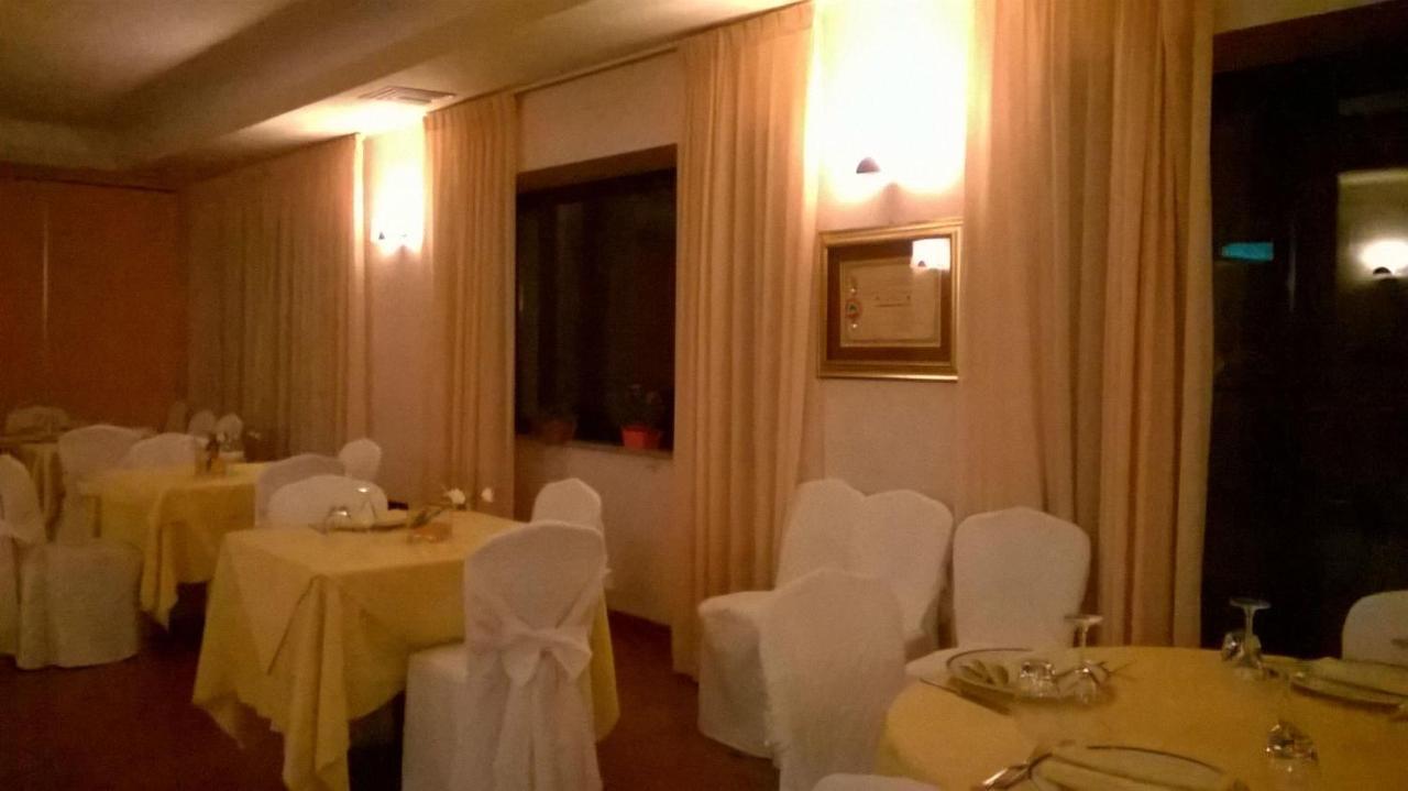 Hotel Du Parc อาตริ ภายนอก รูปภาพ