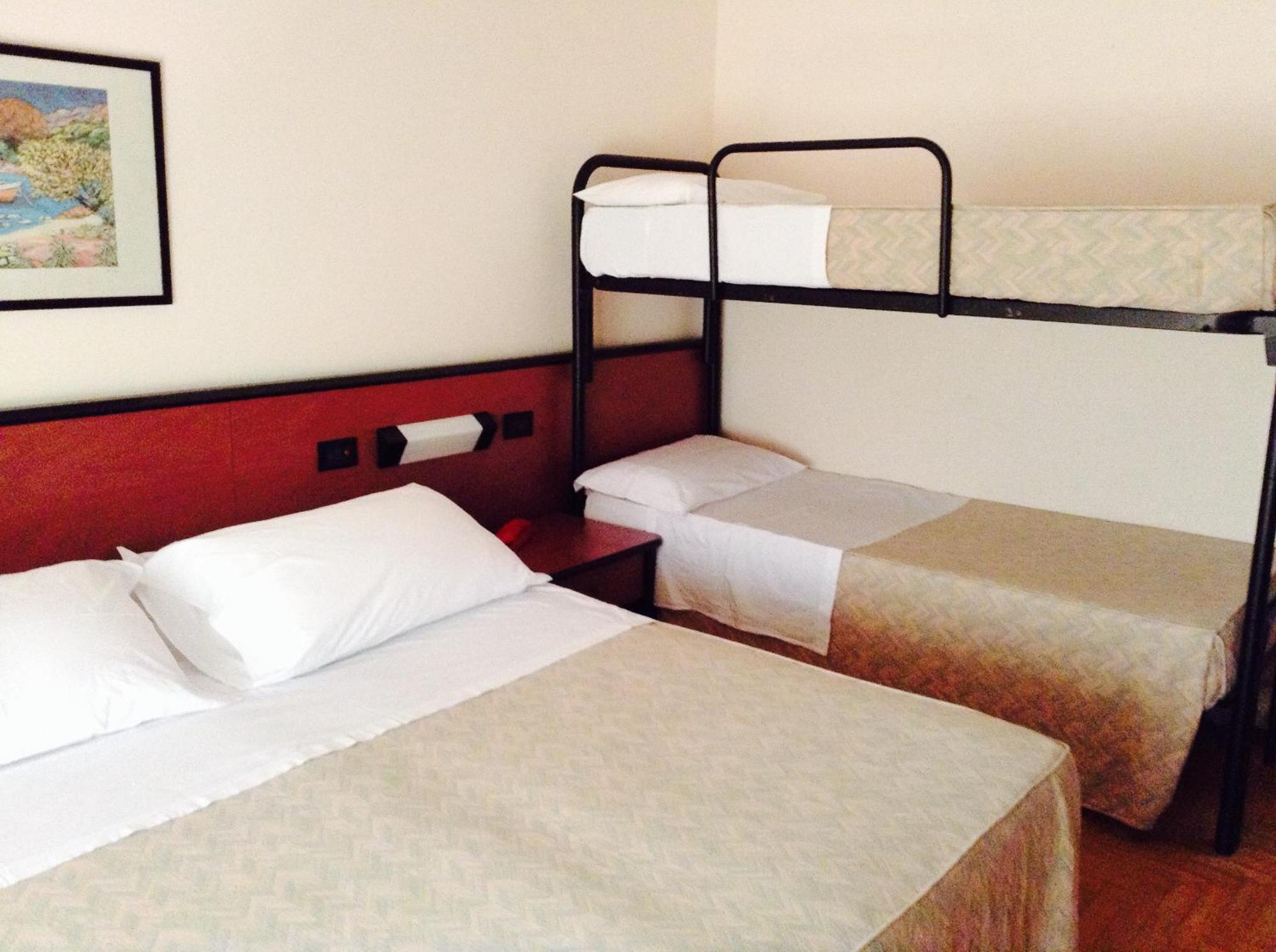 Hotel Du Parc อาตริ ภายนอก รูปภาพ