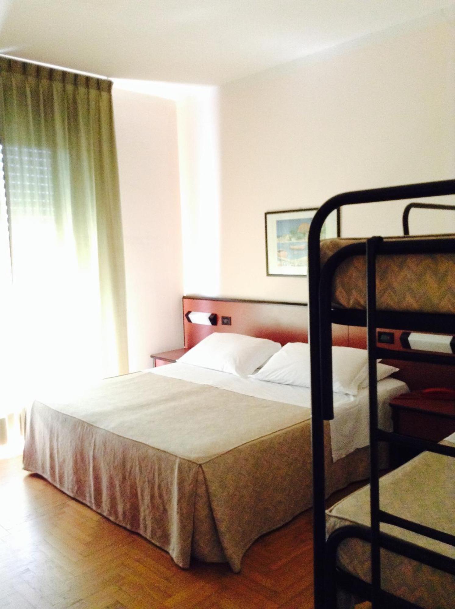 Hotel Du Parc อาตริ ภายนอก รูปภาพ